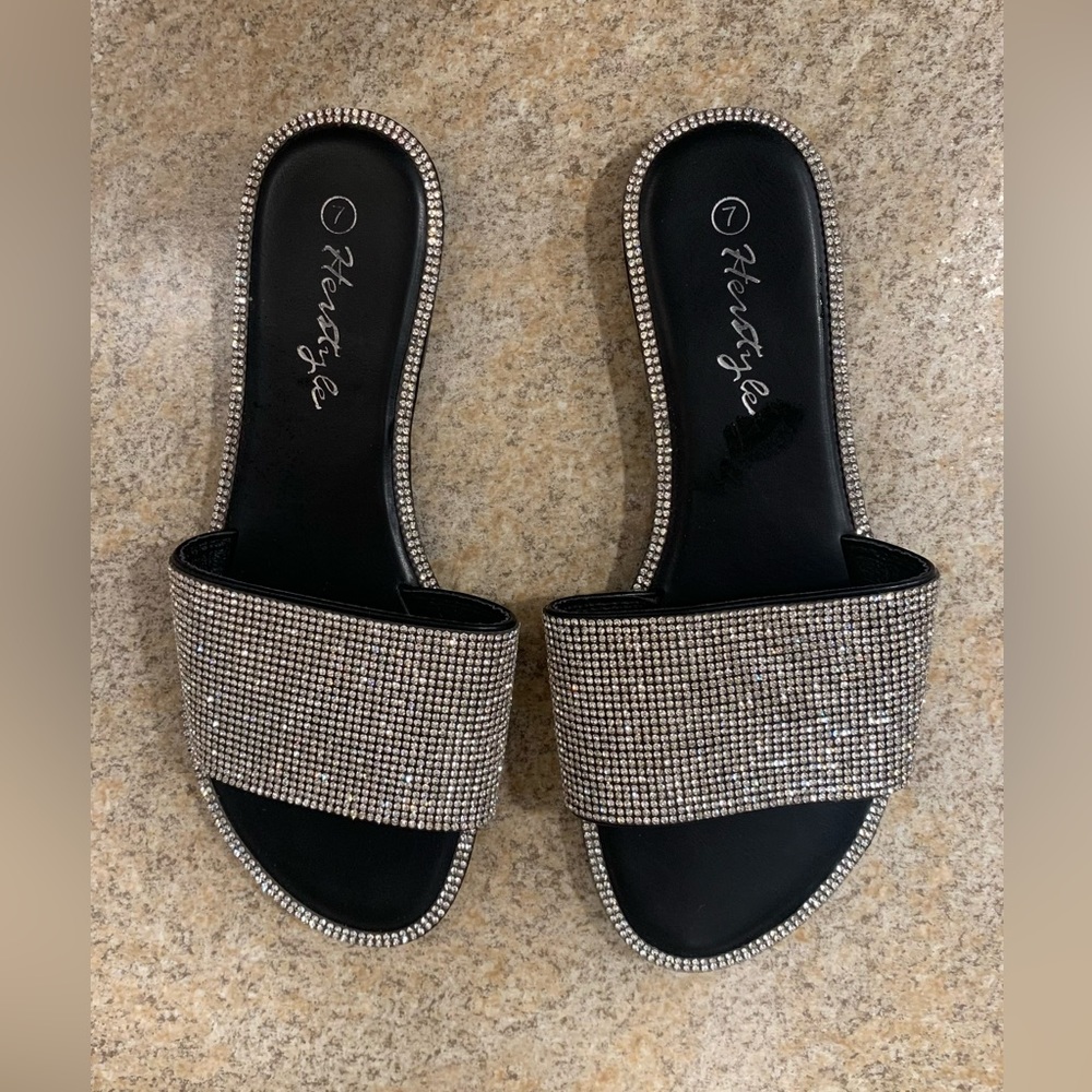 Women’s Rhinestone Open Toe Flat Sandals Glitter Slides Slip on Shoes ❤️